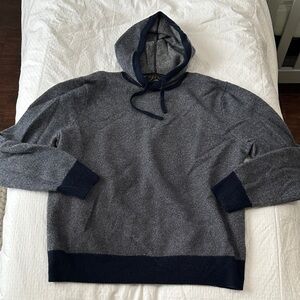 Men's Gray and Navy Cashmere Sweater